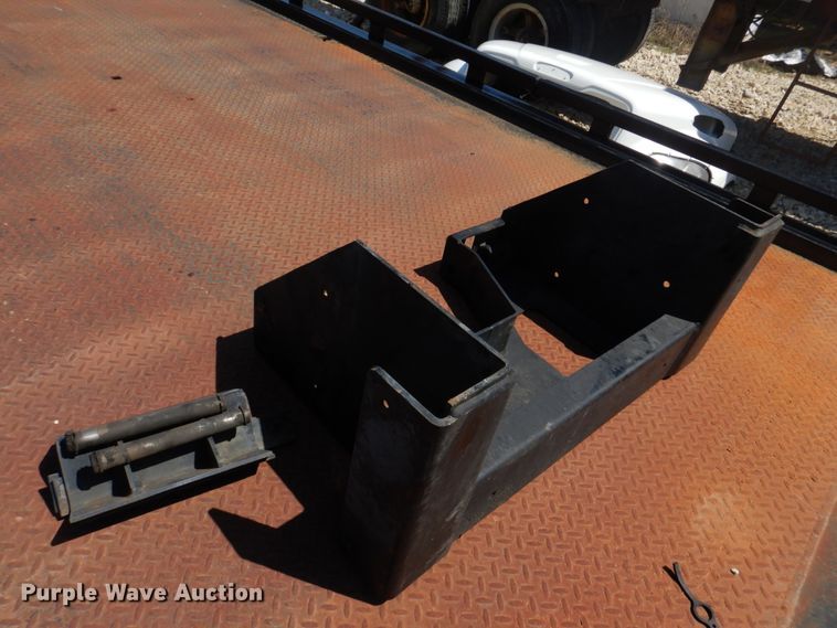 image for item DM7287 Chevron rollback bed