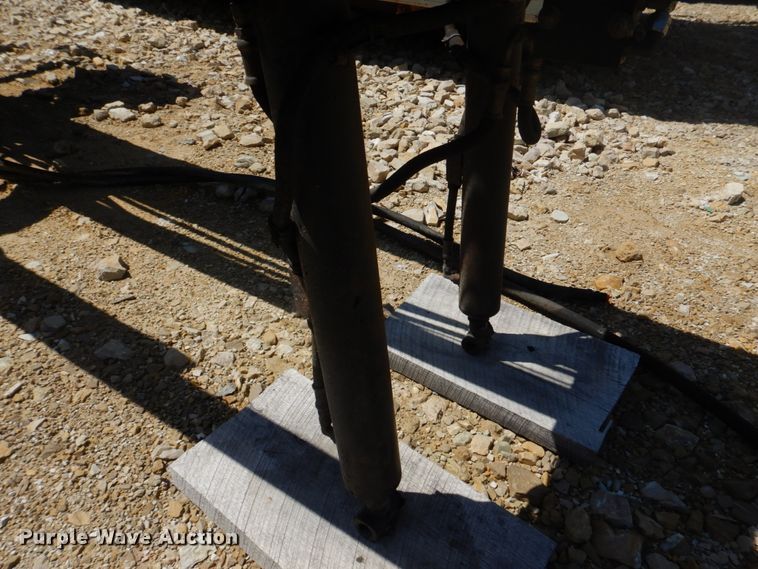 image for item DM7287 Chevron rollback bed