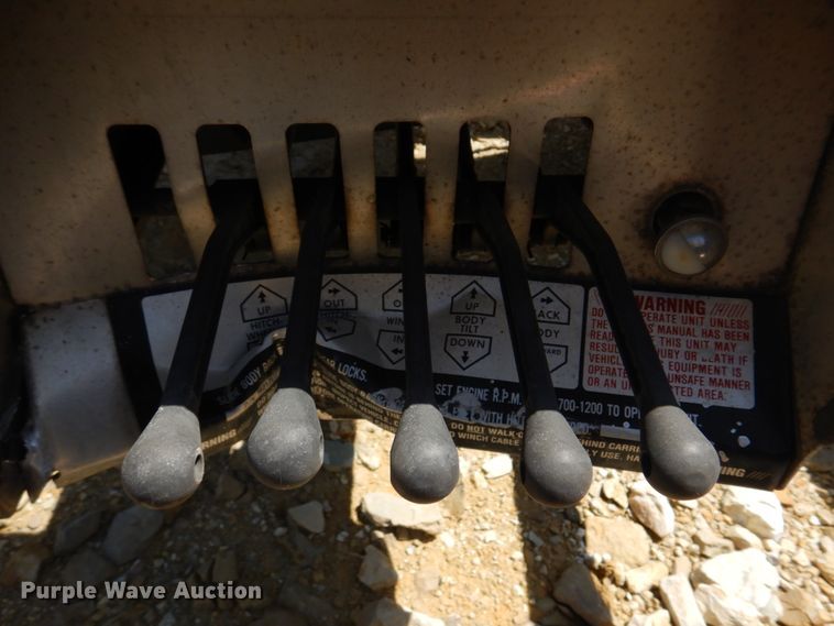 image for item DM7287 Chevron rollback bed