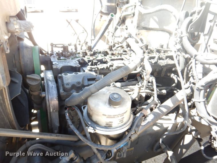 image for item DM7290 2008 Peterbilt 335  semi truck