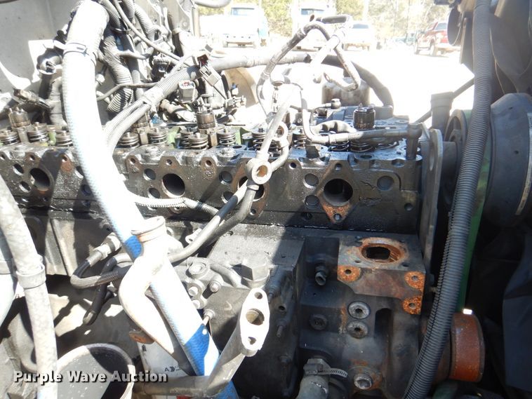 image for item DM7290 2008 Peterbilt 335  semi truck