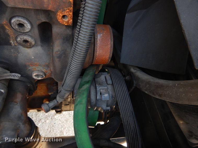 image for item DM7290 2008 Peterbilt 335  semi truck