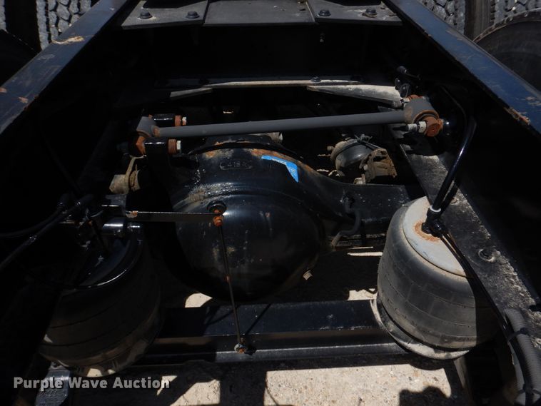 image for item DM7296 2014 Peterbilt 579  semi truck