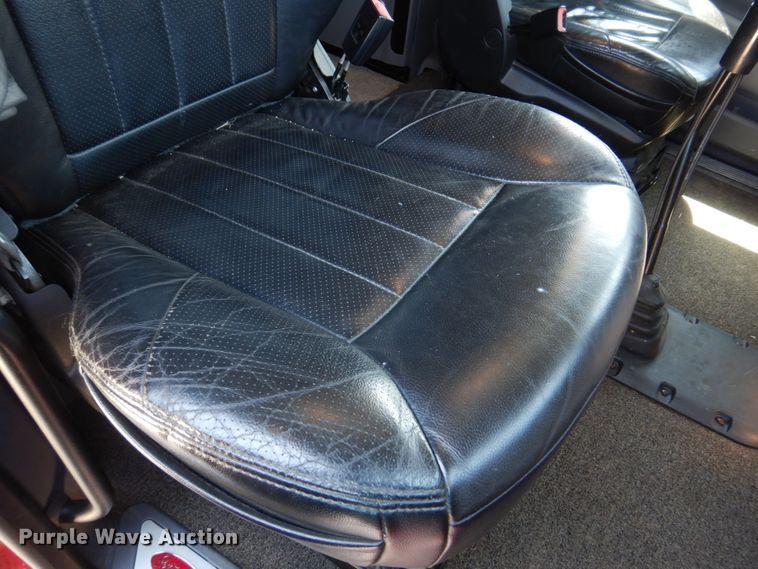 image for item DM7296 2014 Peterbilt 579  semi truck