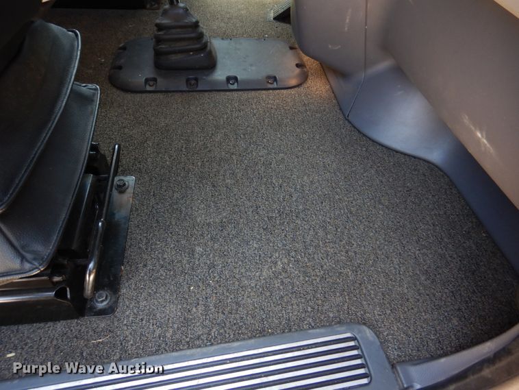 image for item DM7296 2014 Peterbilt 579  semi truck