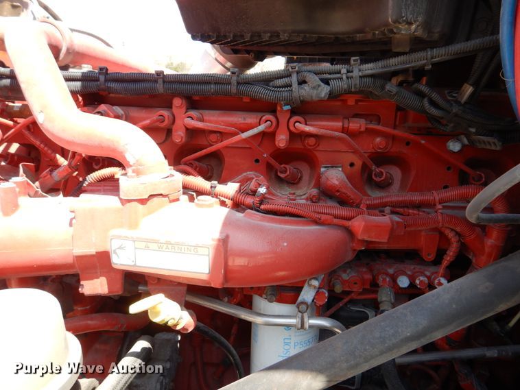 image for item DM7296 2014 Peterbilt 579  semi truck