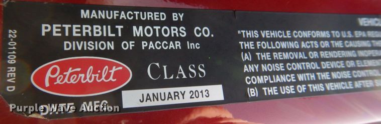 image for item DM7296 2014 Peterbilt 579  semi truck