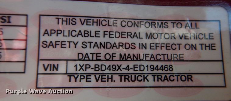 image for item DM7296 2014 Peterbilt 579  semi truck