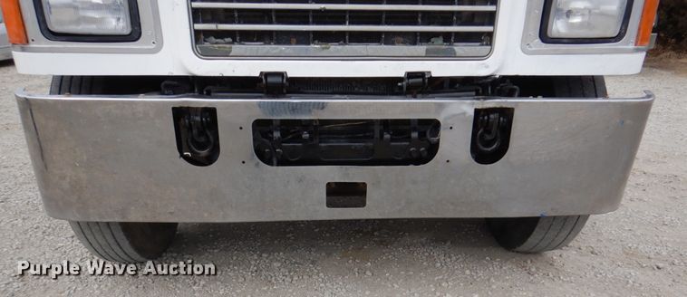 image for item DN7275 2008 Mack CHU613  semi truck