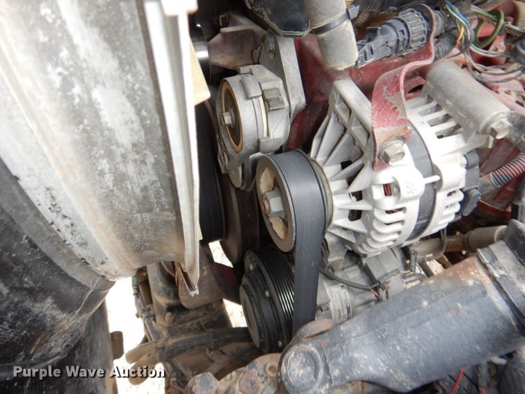 image for item DN7275 2008 Mack CHU613  semi truck