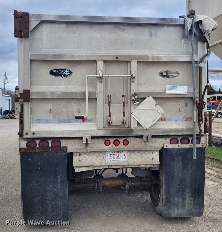 image for item FC9107 2005 Trailstar  end dump trailer