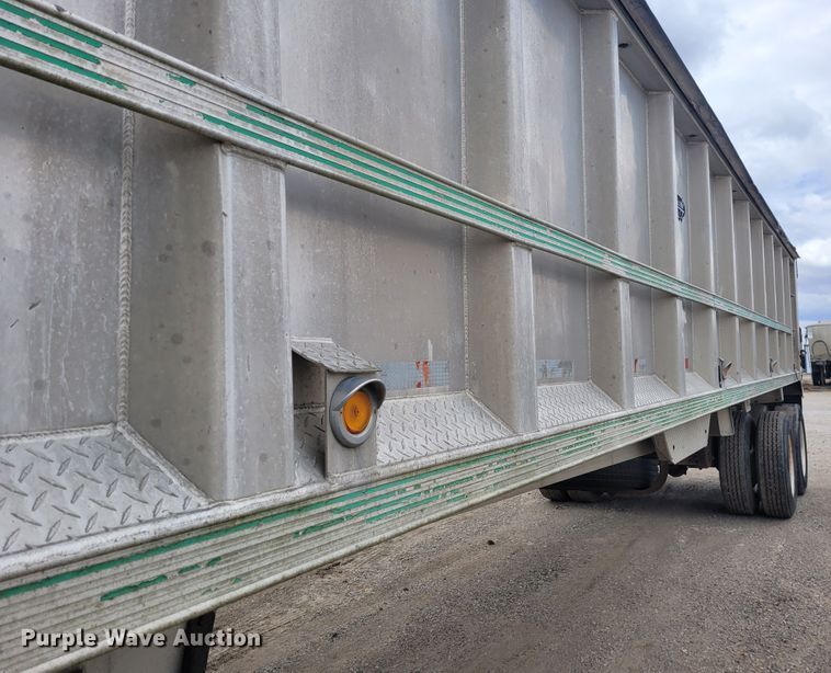 image for item FC9107 2005 Trailstar  end dump trailer