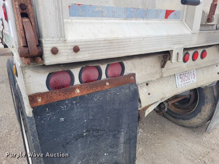 image for item FC9107 2005 Trailstar  end dump trailer