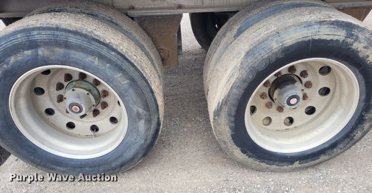 image for item FC9107 2005 Trailstar  end dump trailer