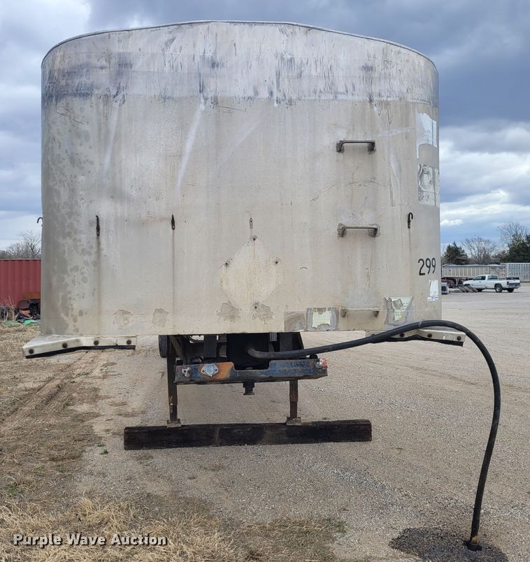 image for item FC9108 1994 CMC S102SS  end dump trailer