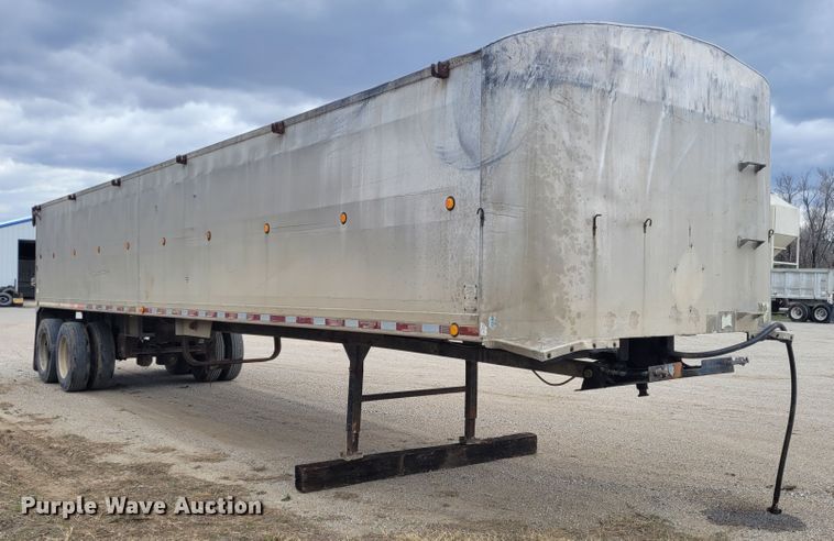 image for item FC9108 1994 CMC S102SS  end dump trailer