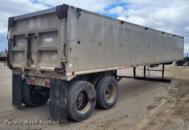 image for item FC9108 1994 CMC S102SS  end dump trailer