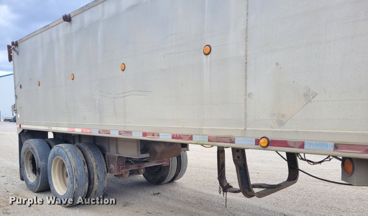 image for item FC9108 1994 CMC S102SS  end dump trailer