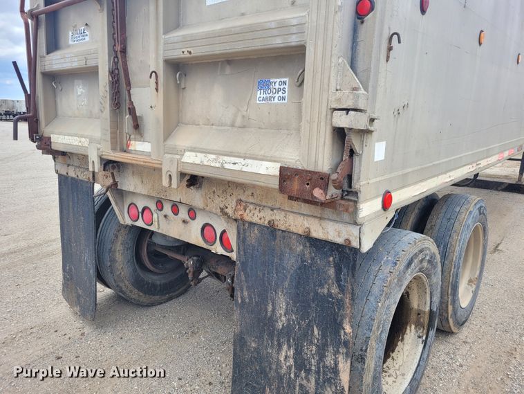 image for item FC9108 1994 CMC S102SS  end dump trailer