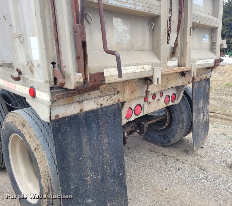 image for item FC9108 1994 CMC S102SS  end dump trailer