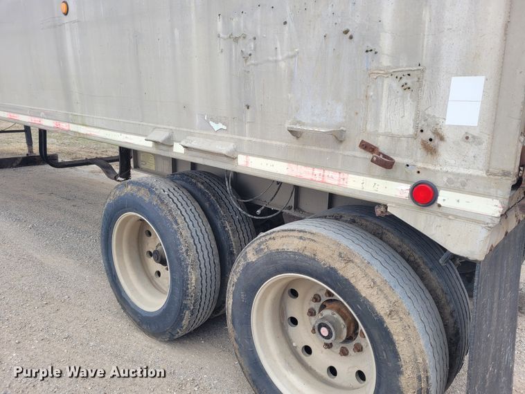 image for item FC9108 1994 CMC S102SS  end dump trailer