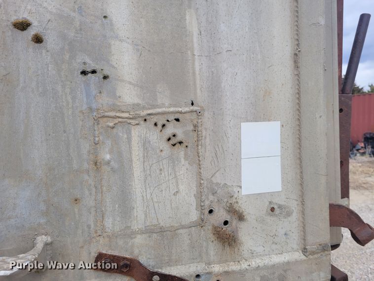 image for item FC9108 1994 CMC S102SS  end dump trailer