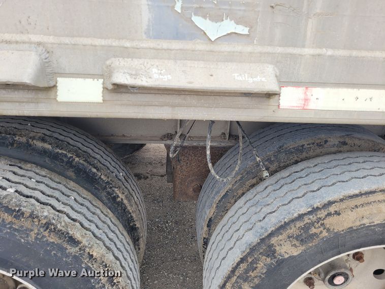 image for item FC9108 1994 CMC S102SS  end dump trailer
