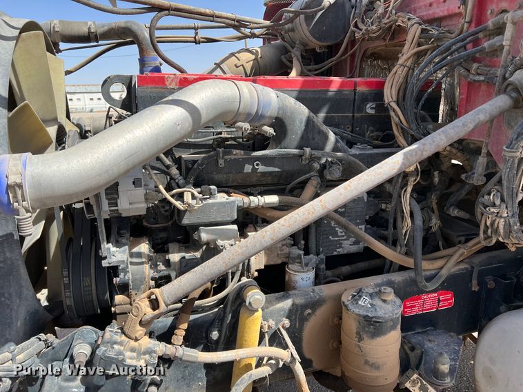 image for item IG9343 1999 Western Star 4964FX  semi truck