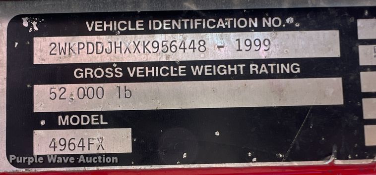 image for item IG9343 1999 Western Star 4964FX  semi truck