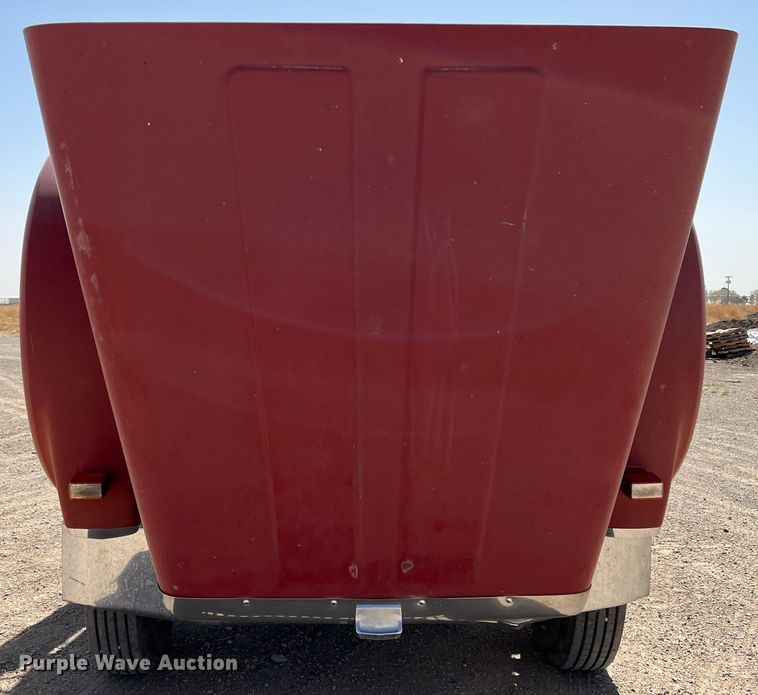 image for item IG9344 1995 International 9500  semi truck