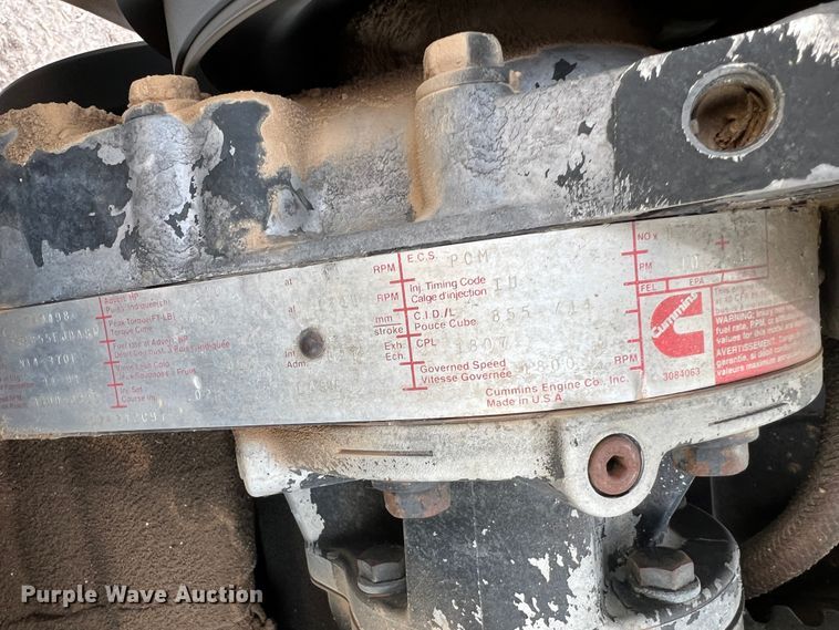 image for item IG9344 1995 International 9500  semi truck