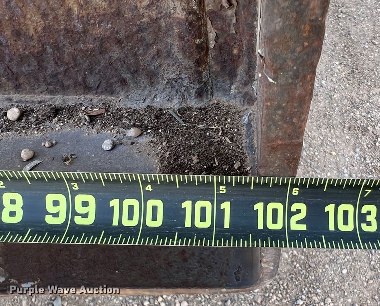 image for item IG9345 1984 Fruehauf FB9-F2  dry van trailer