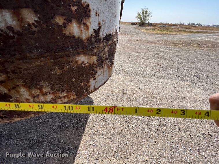 image for item IG9345 1984 Fruehauf FB9-F2  dry van trailer