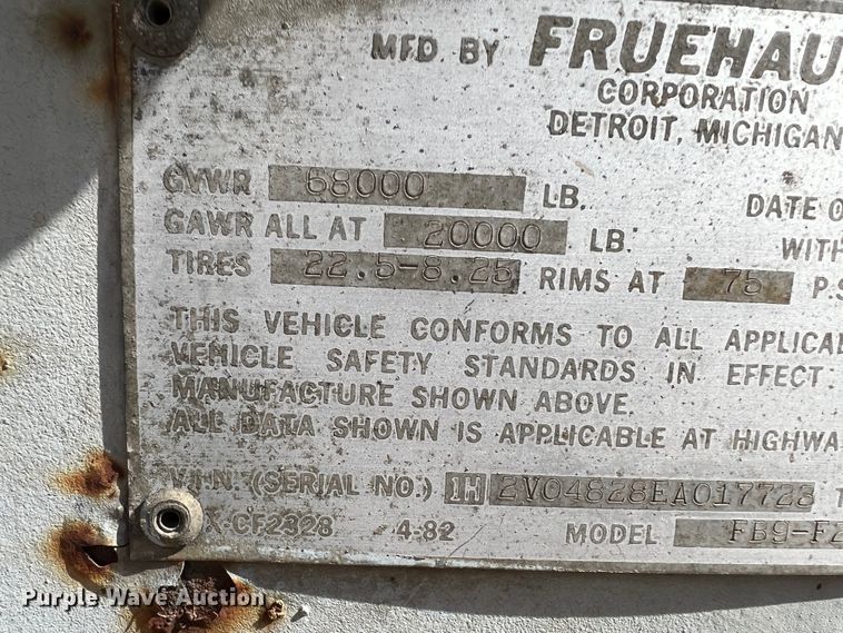 image for item IG9345 1984 Fruehauf FB9-F2  dry van trailer