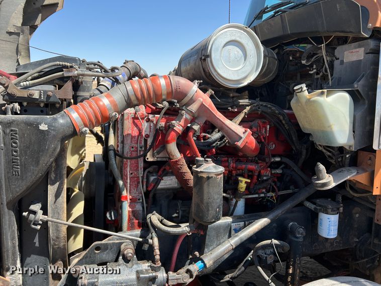 image for item IG9410 2005 Kenworth T600  semi truck