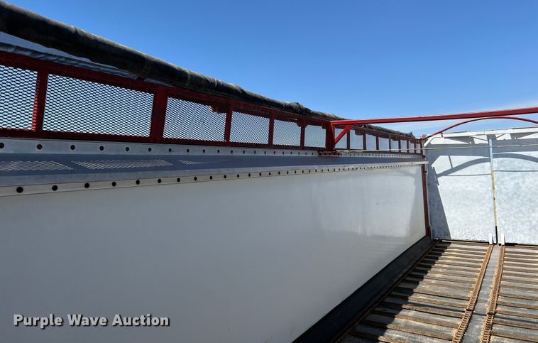 image for item IG9411 2007 Aeroswint  silage trailer