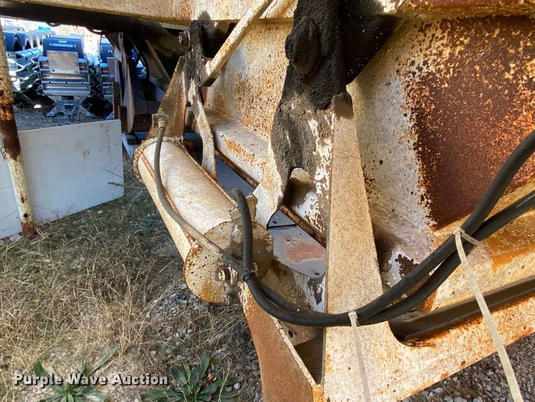 image for item IG9695 1992 Ranch Manufacturing Co  bottom dump trailer