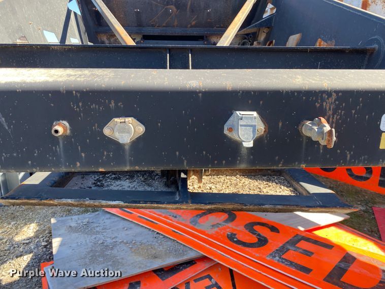 image for item IG9696 1994 Trail King  bottom dump trailer