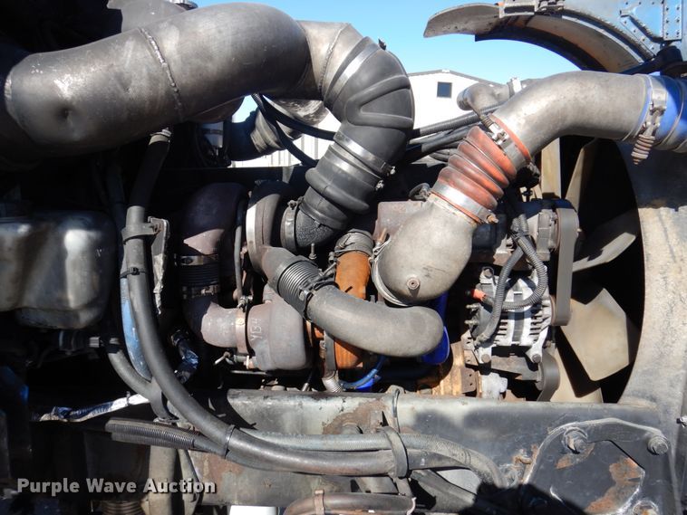 image for item IM9865 2005 Peterbilt 379  semi truck