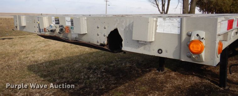 image for item IM9881 2004 Wilson  drop deck trailer
