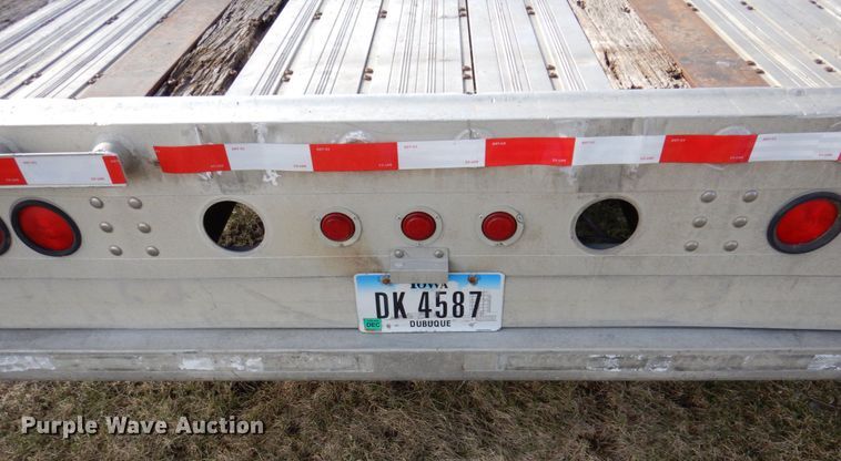 image for item IM9881 2004 Wilson  drop deck trailer