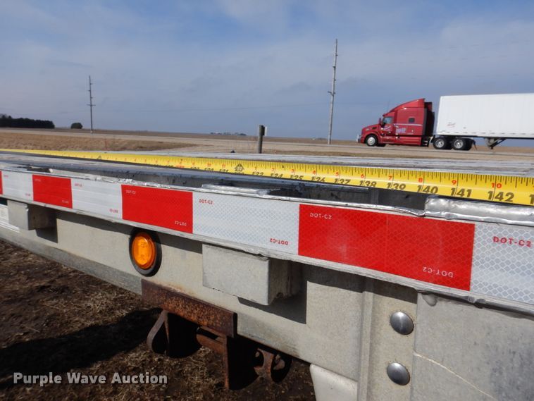 image for item IM9881 2004 Wilson  drop deck trailer