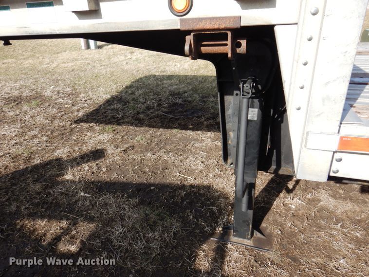 image for item IM9881 2004 Wilson  drop deck trailer