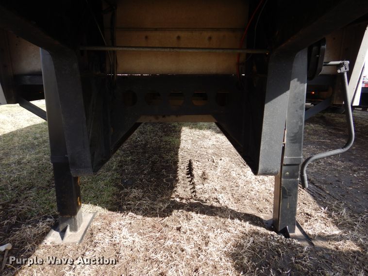 image for item IM9881 2004 Wilson  drop deck trailer