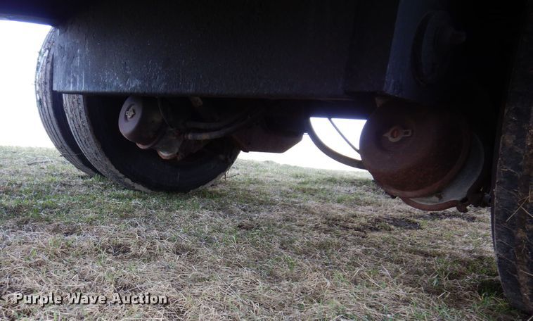 image for item IM9881 2004 Wilson  drop deck trailer