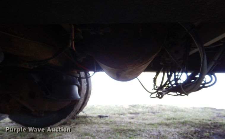 image for item IM9881 2004 Wilson  drop deck trailer