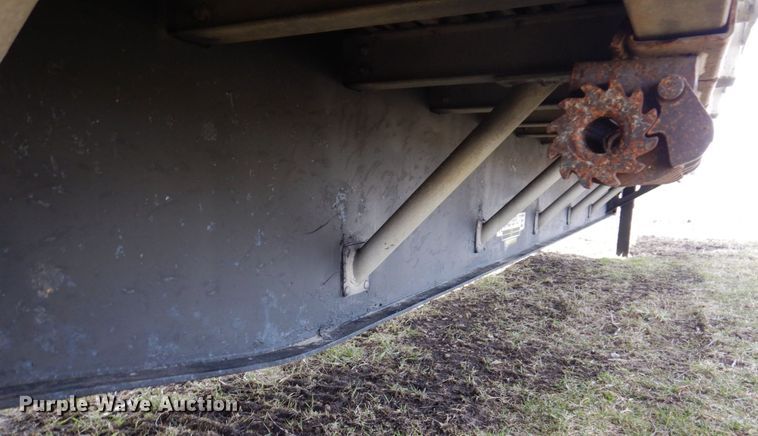 image for item IM9881 2004 Wilson  drop deck trailer