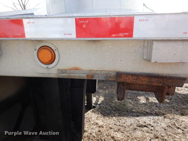 image for item IM9881 2004 Wilson  drop deck trailer
