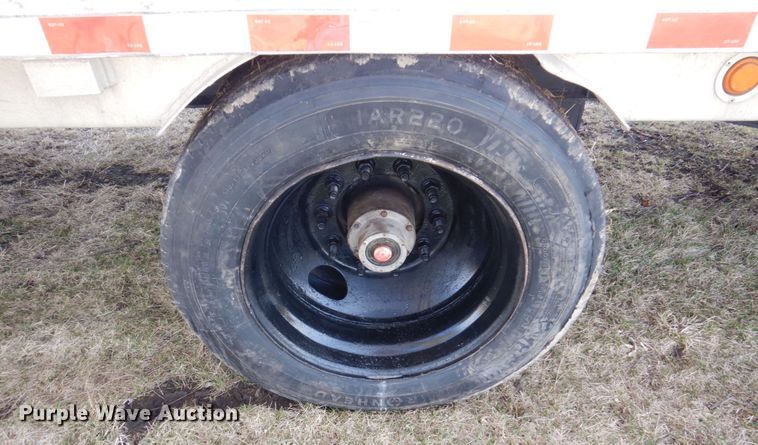 image for item IM9881 2004 Wilson  drop deck trailer