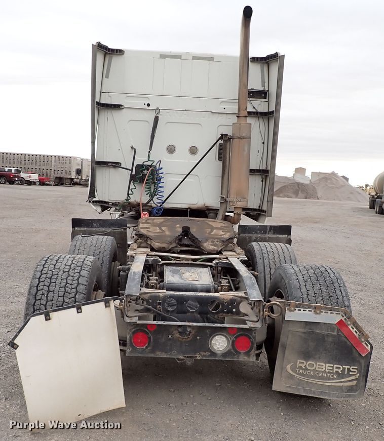 image for item IS9398 2012 International ProStar  semi truck